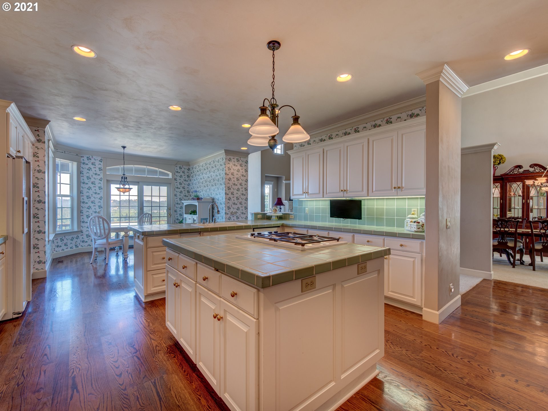 85517 Pine Grove Road Eugene, OR 97405 - Photo 11 of 32 Gallery Image 11