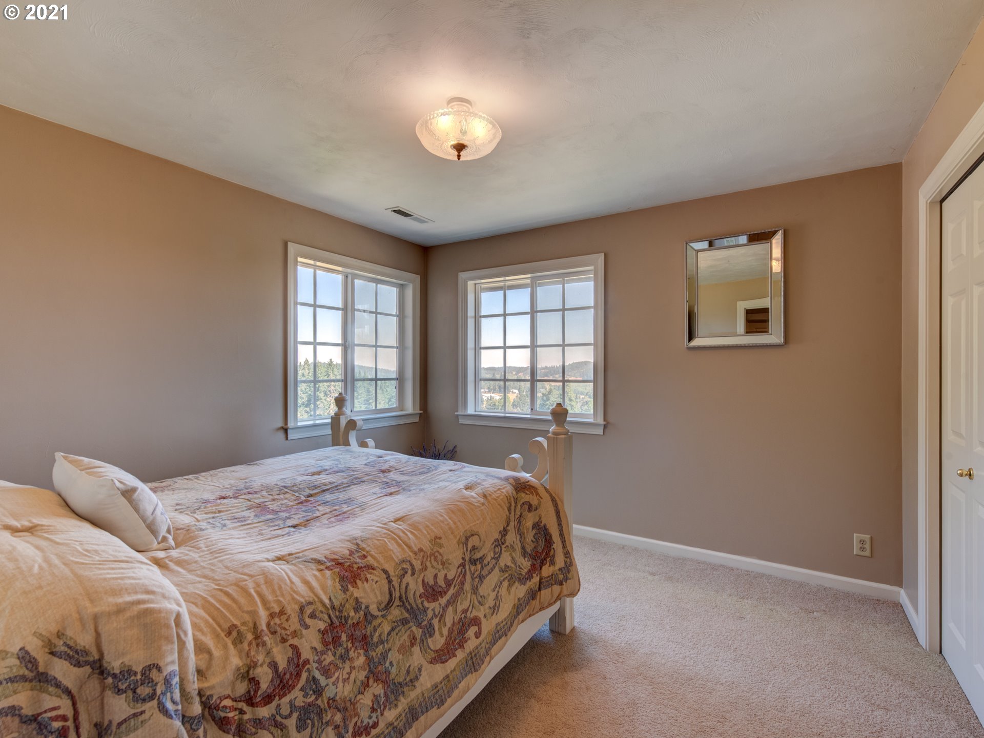 85517 Pine Grove Road Eugene, OR 97405 - Photo 17 of 32 Gallery Image 17