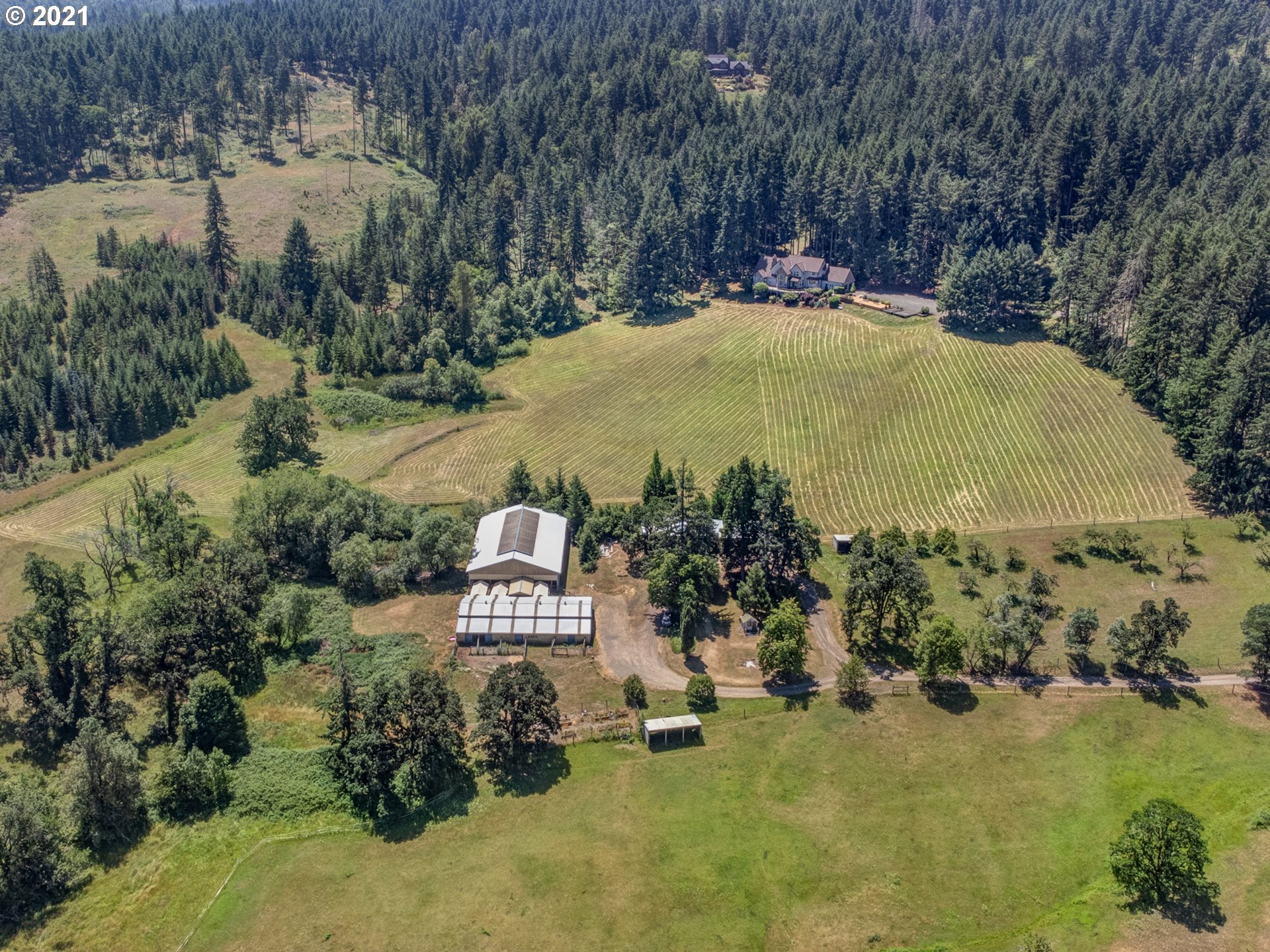 85517 Pine Grove Road Eugene, OR 97405 - Photo 2 of 32 Gallery Image 2