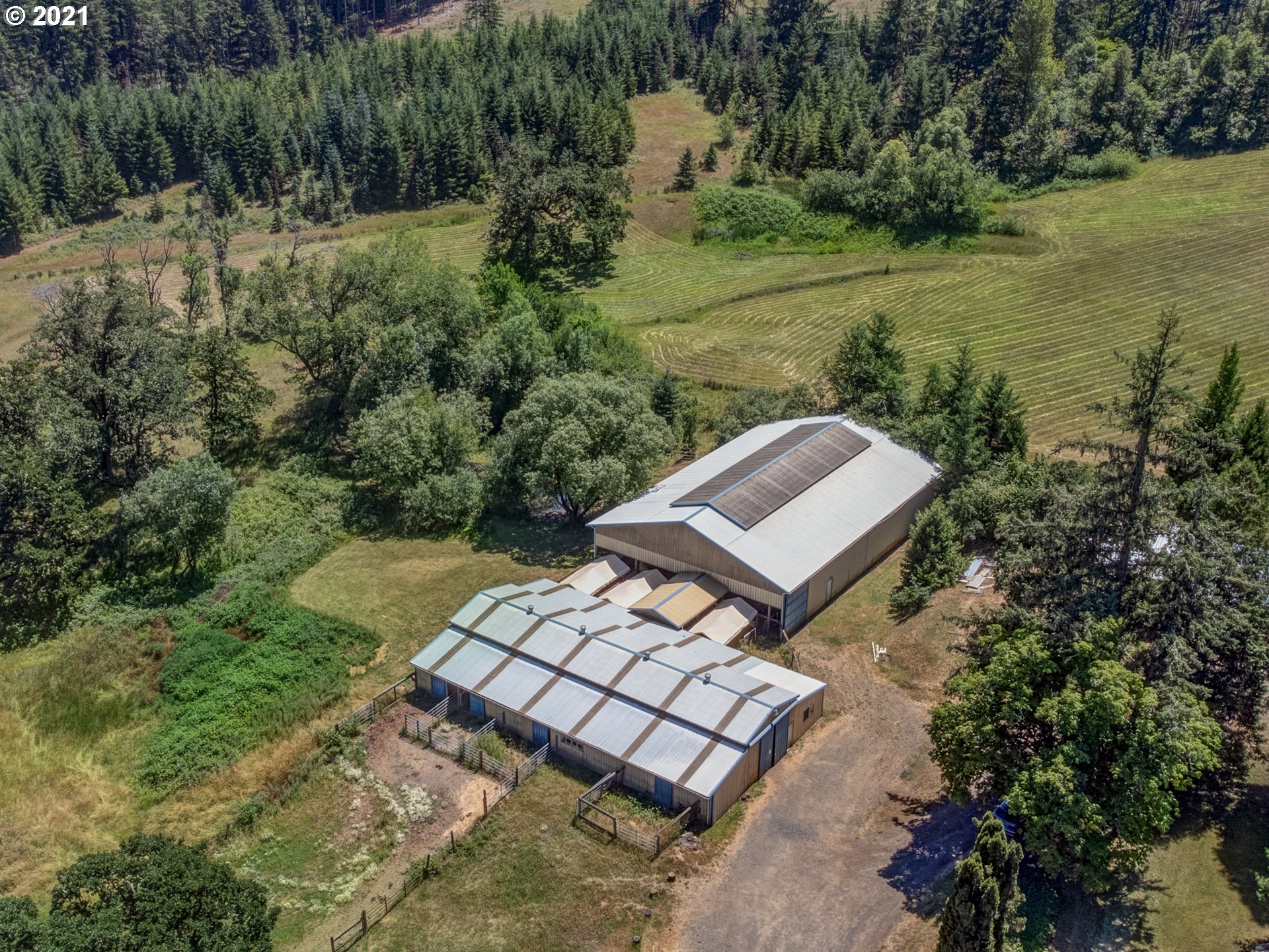 85517 Pine Grove Road Eugene, OR 97405 - Photo 27 of 32 Gallery Image 27