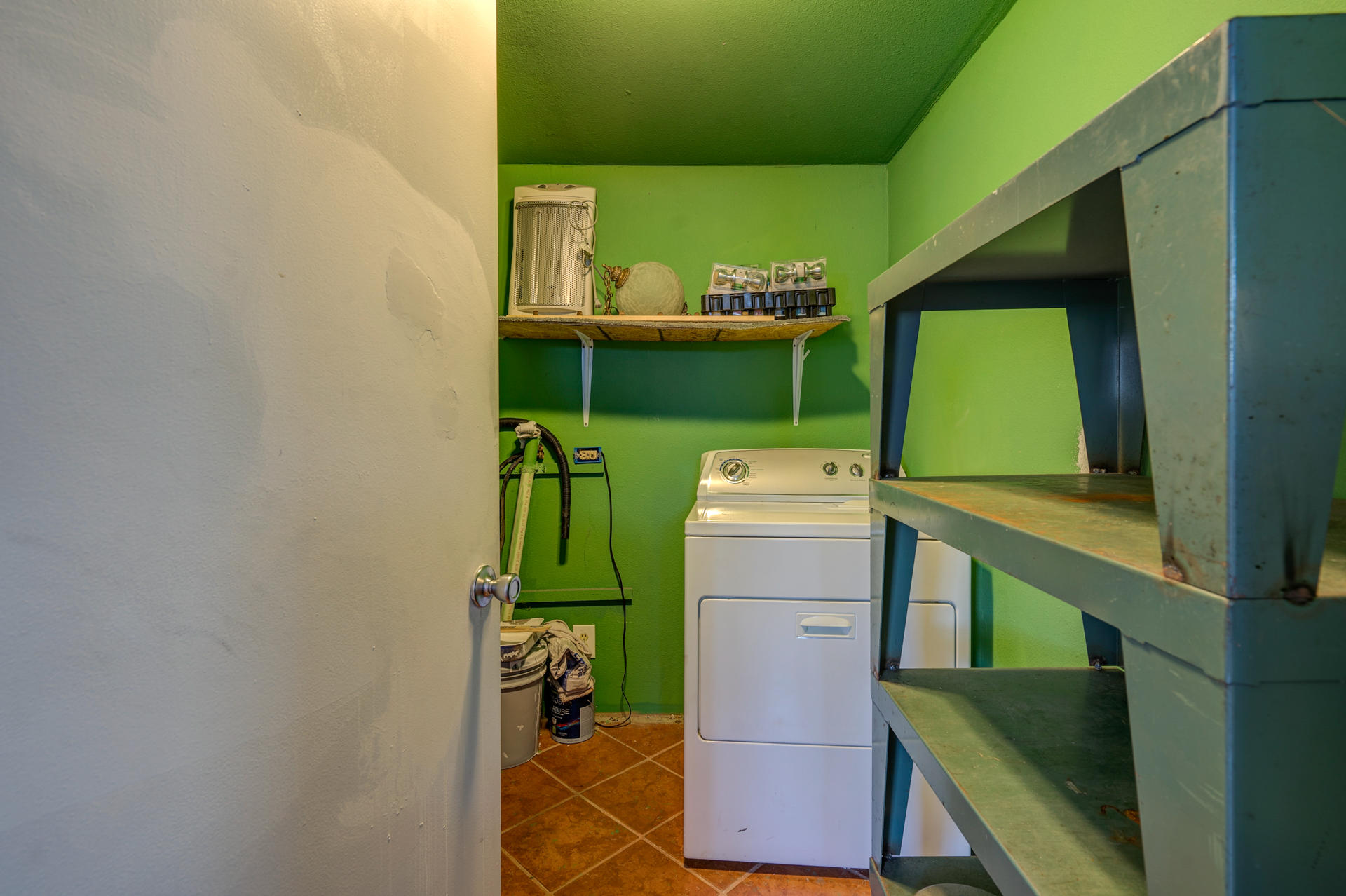 4356 Van Winkle Road Southwest Roanoke, VA 24014 - Photo 23 of 25 Laundry