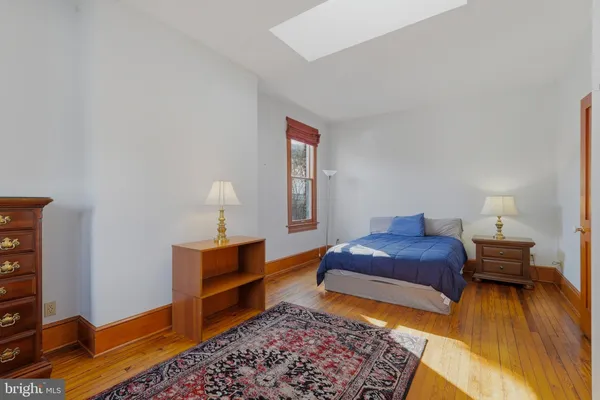 $8,500 | 1002 N Street Northwest, Washington, DC 20001