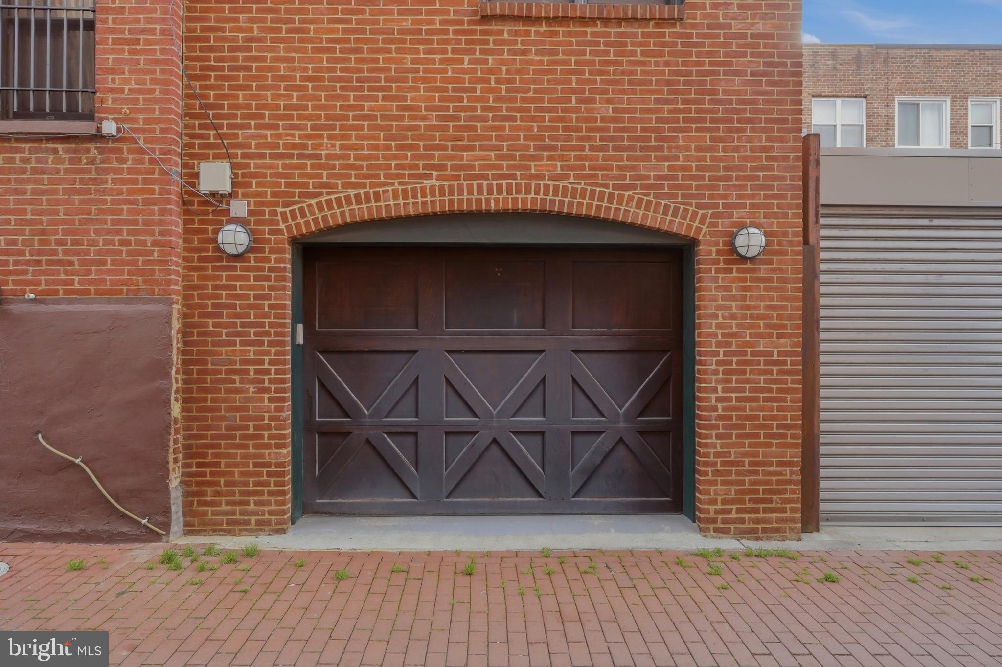 1002 N Street Northwest Washington, DC 20001 - Photo 4 of 33 a view of wooden door