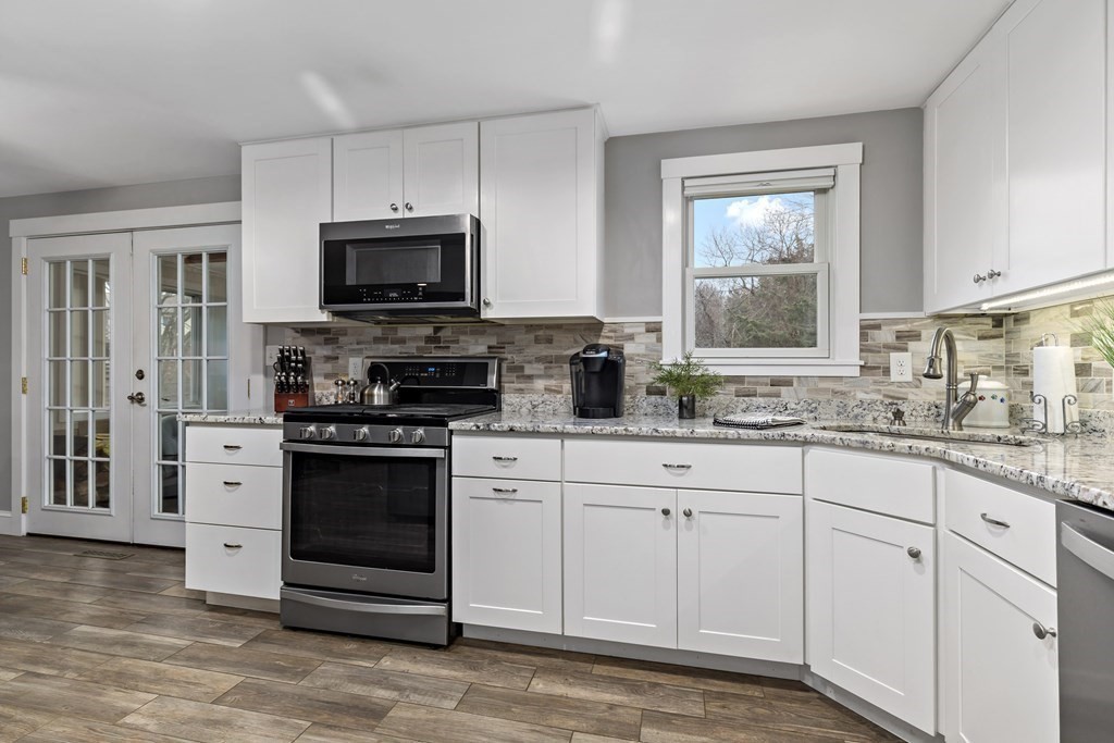 3 Woodbine Road Marshfield, MA 02050 - Photo 6 of 36 Gallery Image 6