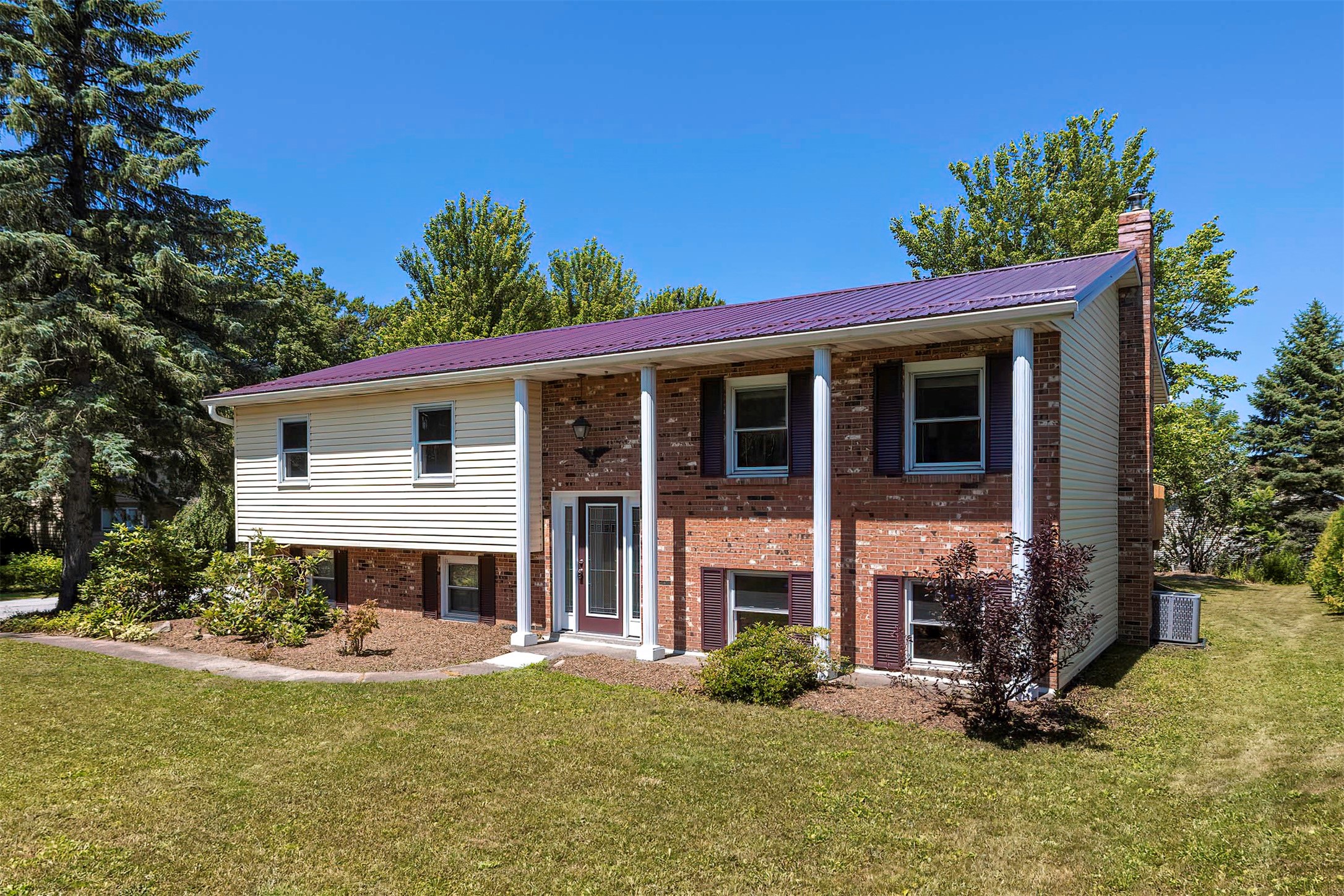 1132 South Hill Road Erie, PA 16509 - Photo 2 of 45