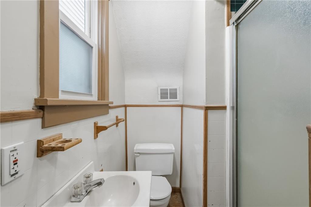 1011 Constance Street Pittsburgh, PA 15212 - Photo 35 of 45