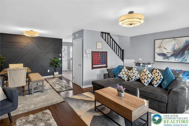 $284,900 | 6250 Park Place, Tobyhanna, PA 18466