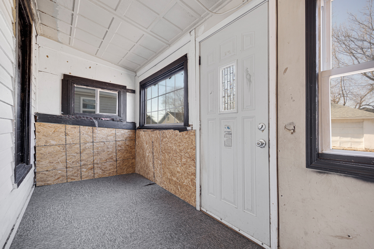 464 Prospect Boulevard Elgin, IL 60120 - Photo 15 of 17