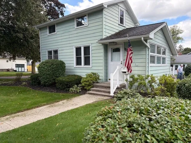 $299,500 | 146 South Main Street, Perinton, NY 14450