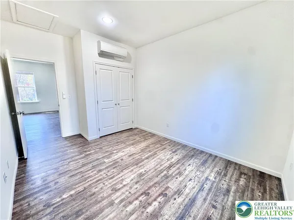 $1,900 | 315 East Stone Alley, Unit 3, Alburtis, PA 18011