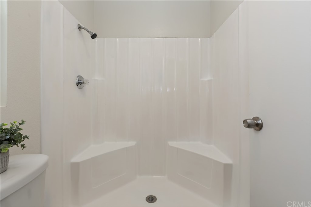 7571 Frazer Drive Riverside, CA 92509 - Photo 26 of 34 Master Bathroom