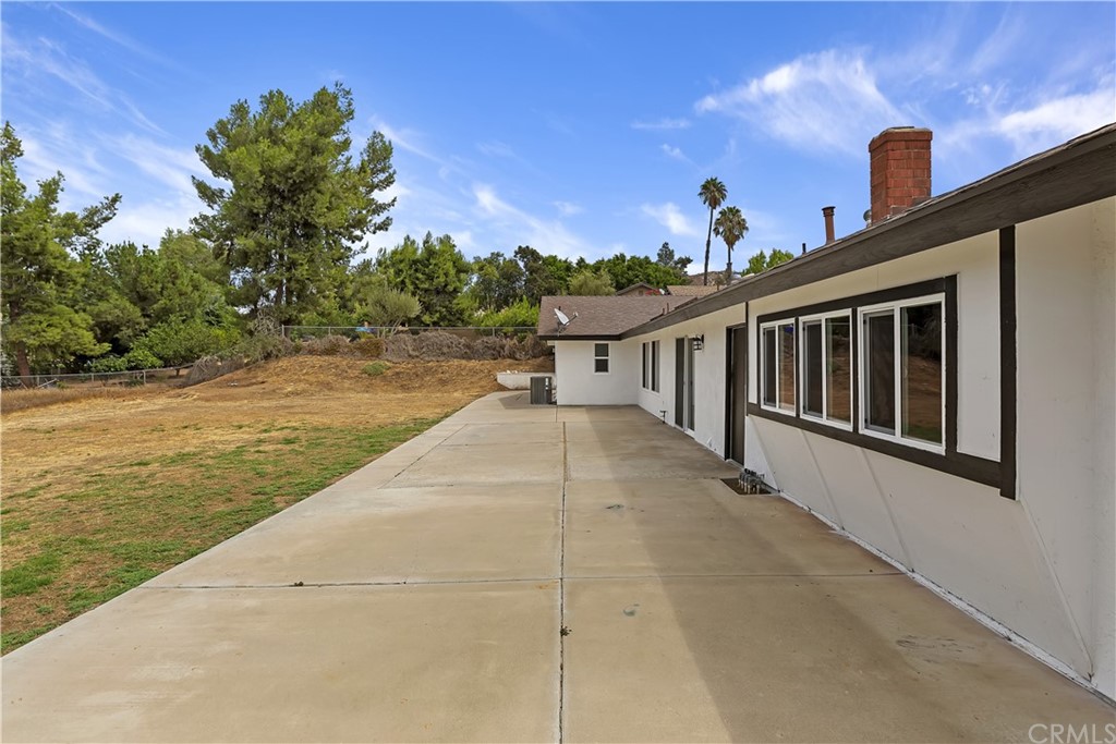 7571 Frazer Drive Riverside, CA 92509 - Photo 27 of 34 Backyard Concrete Slab