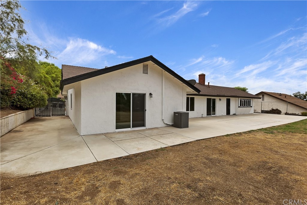 7571 Frazer Drive Riverside, CA 92509 - Photo 33 of 34 Backyard with Side Yard