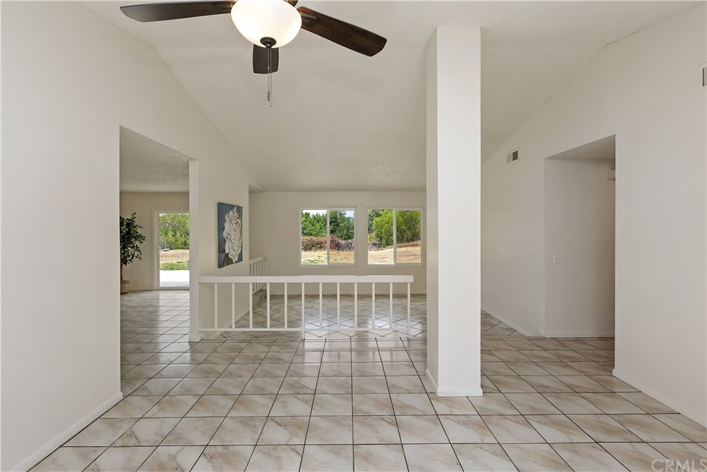 7571 Frazer Drive Riverside, CA 92509 - Photo 6 of 34 Living Room