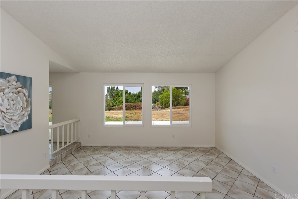 7571 Frazer Drive Riverside, CA 92509 - Photo 7 of 34 Dining Room