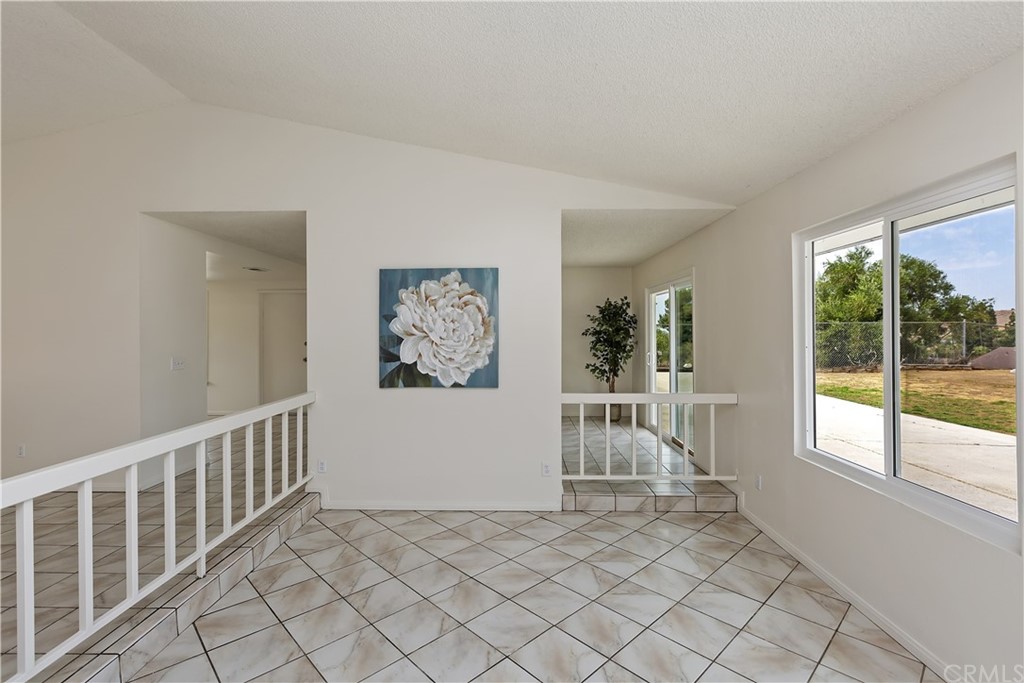 7571 Frazer Drive Riverside, CA 92509 - Photo 8 of 34 Dinning Room