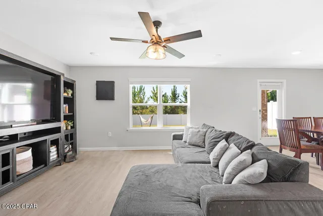 $3,400 | 4944 Conner Lane, Panama City, FL 32404