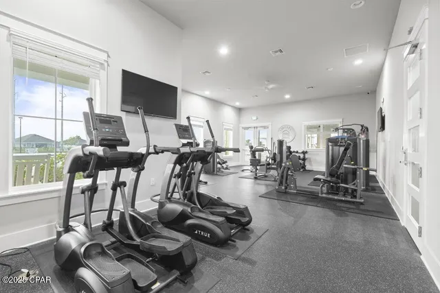 $3,400 | 4944 Conner Lane, Panama City, FL 32404