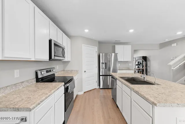 $3,400 | 4944 Conner Lane, Panama City, FL 32404