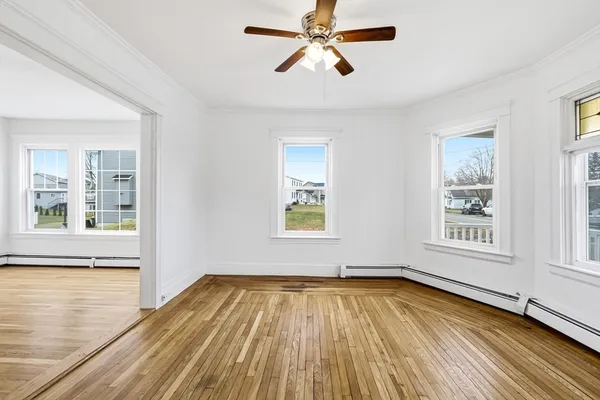 $2,500 | 32 Fall River Avenue, Unit 1, Seekonk, MA 02771