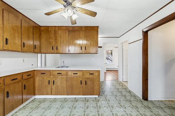 $2,500 | 32 Fall River Avenue, Unit 1, Seekonk, MA 02771