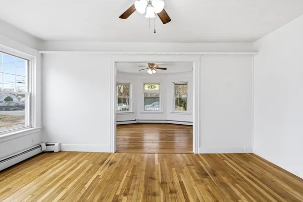 $2,500 | 32 Fall River Avenue, Unit 1, Seekonk, MA 02771