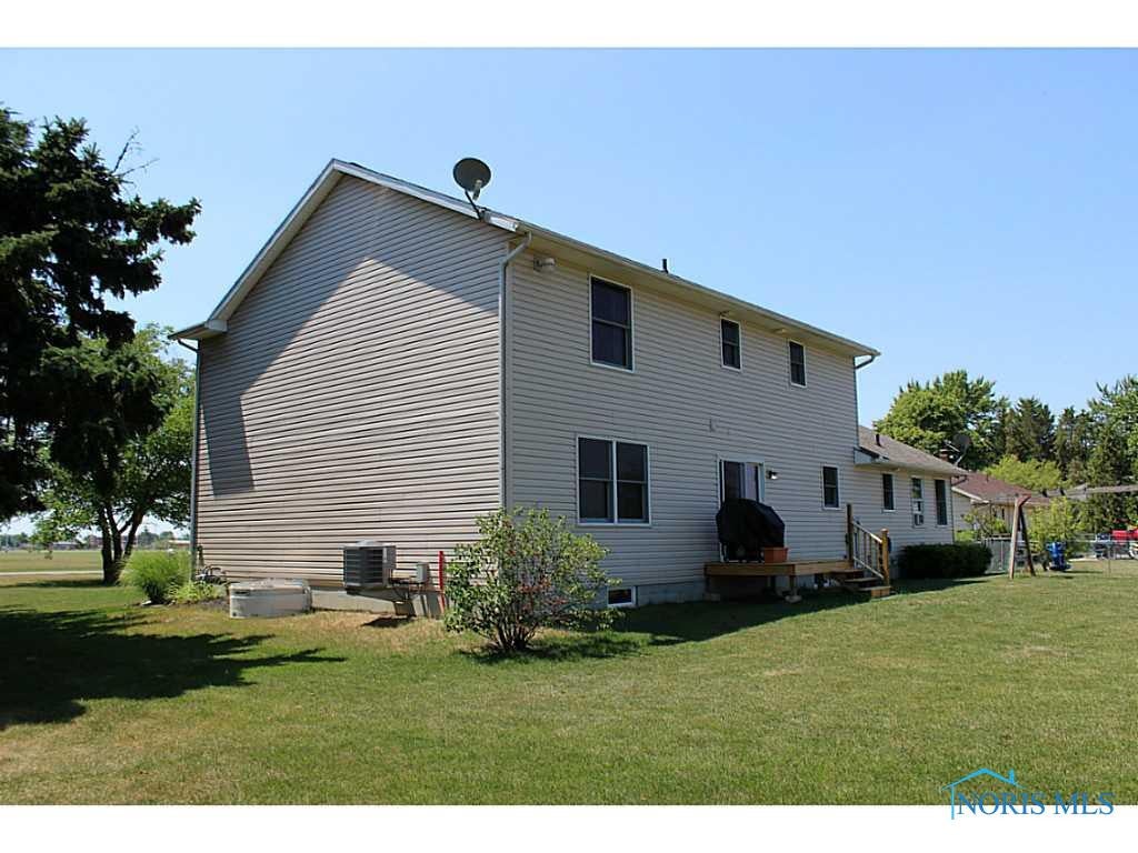 8724 Mandell Road Perrysburg, OH 43551 - Photo 2 of 20 Gallery Image 2