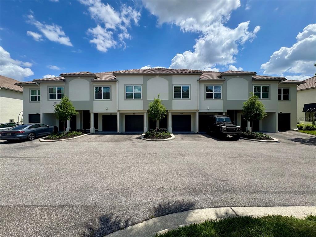 845 Normandy Trace Road Tampa, FL 33602 - Photo 1 of 53