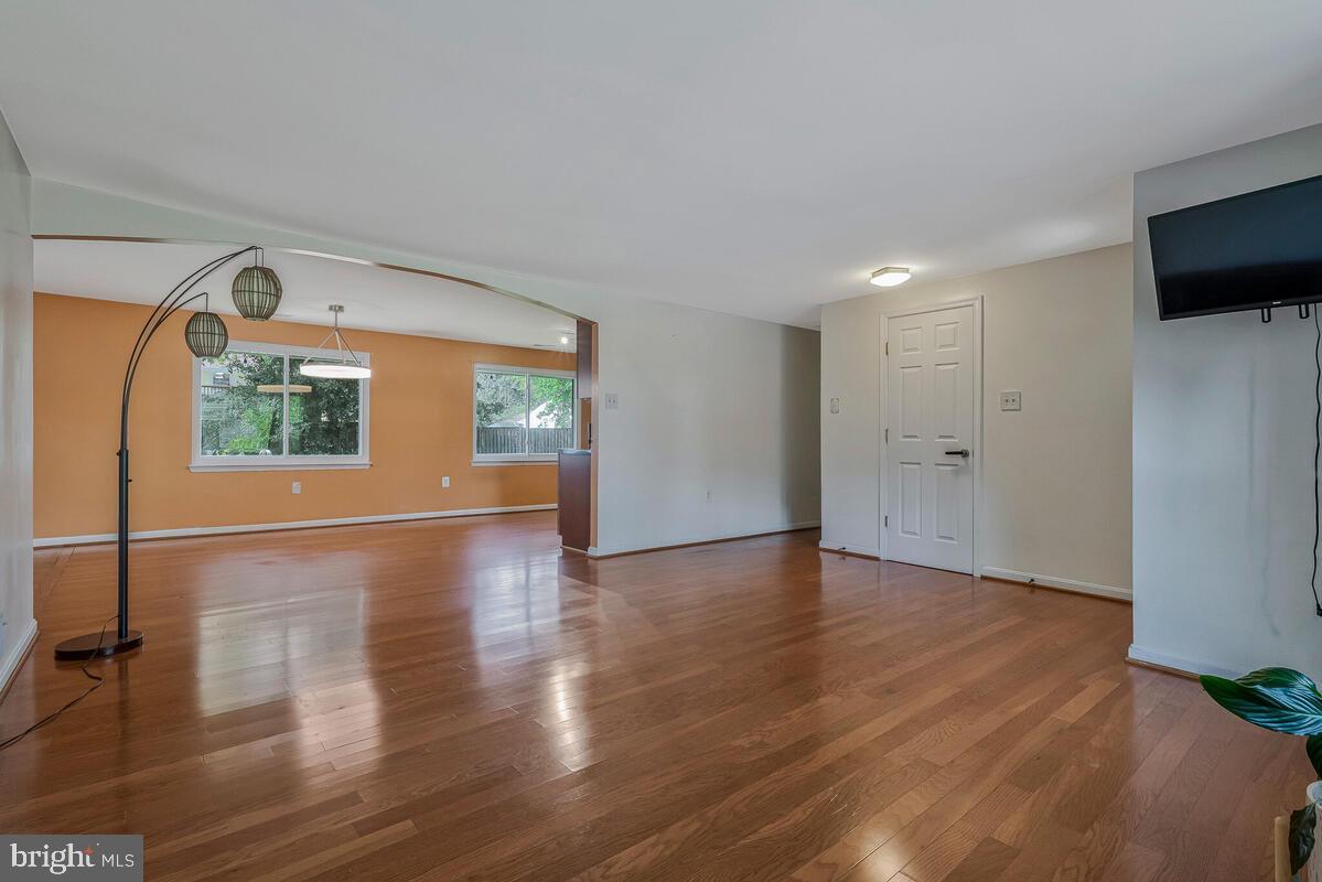 5026 Nicholas Road Waldorf, MD 20601 - Photo 7 of 34