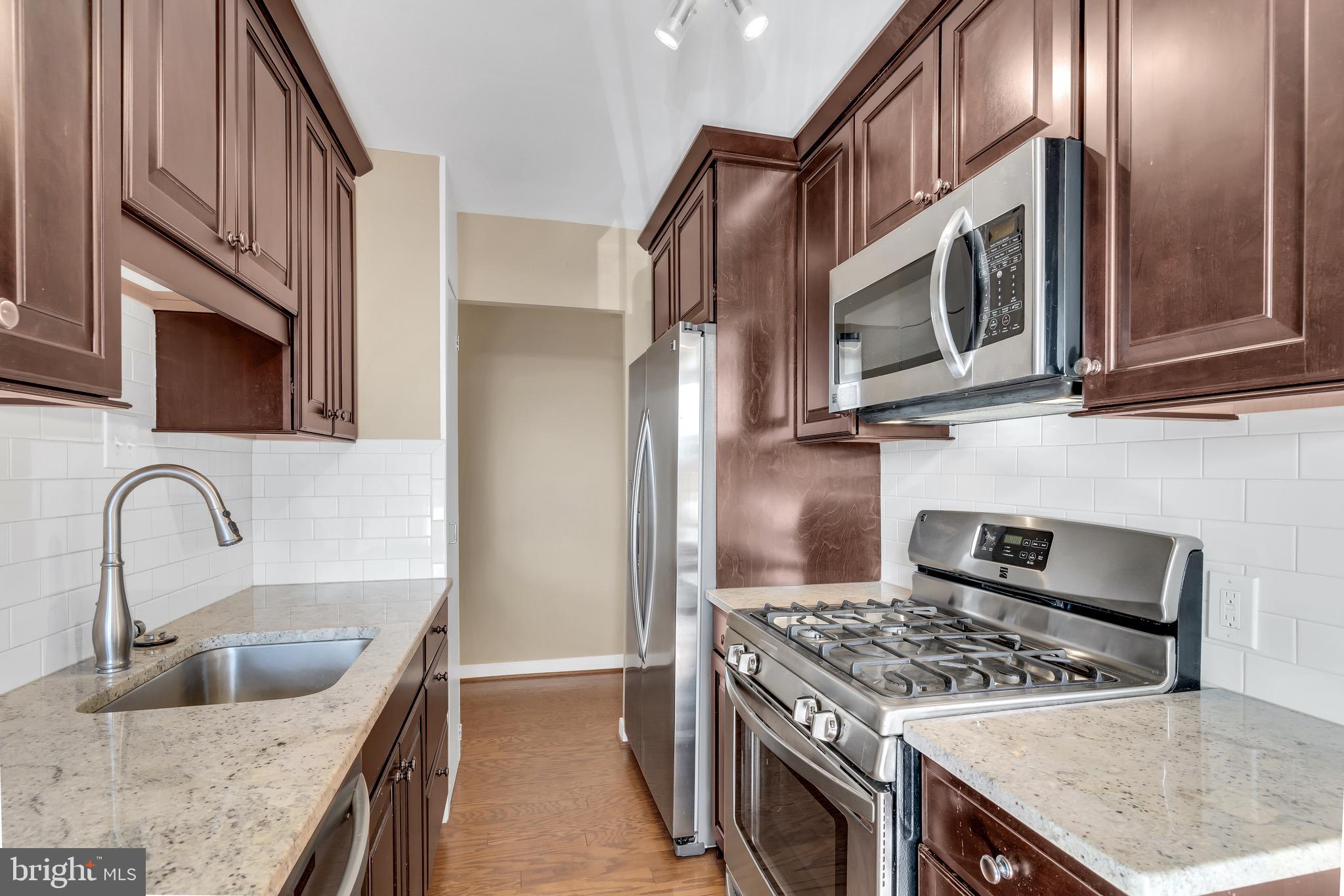 3333 University Boulevard West, Unit 404 Kensington, MD 20895 - Photo 2 of 37 Gallery Image 2