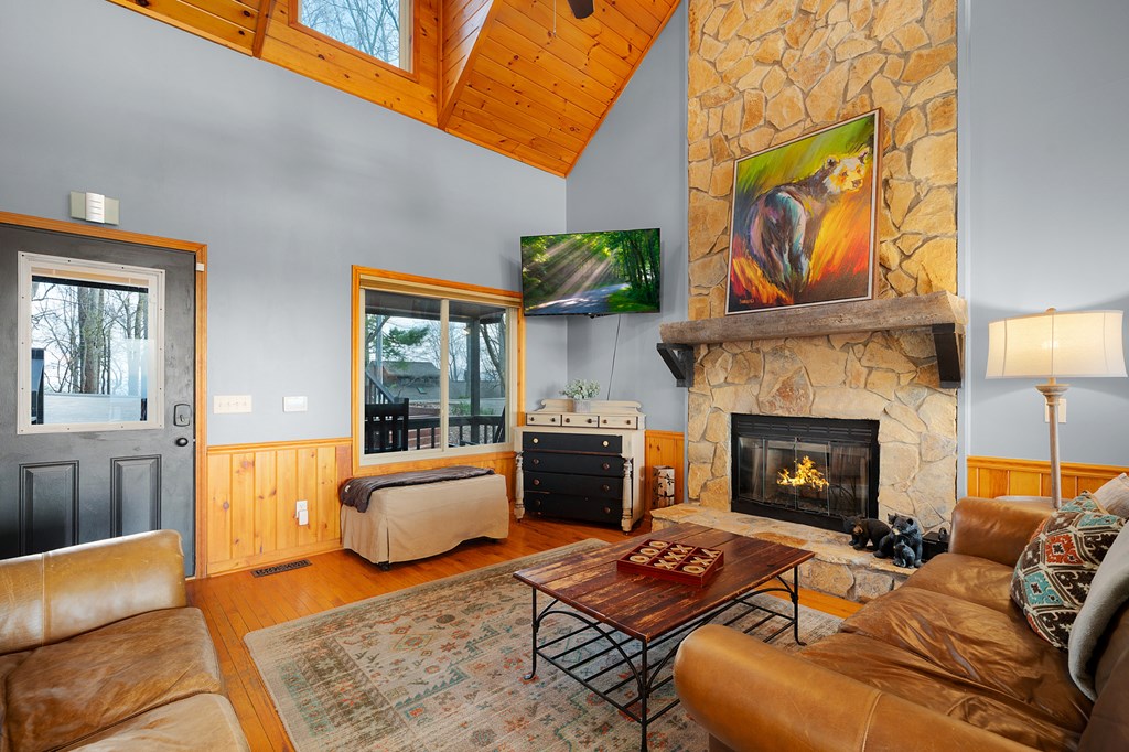 170 Walnut Ridge Ellijay, GA 30536 - Photo 10 of 65 Great room