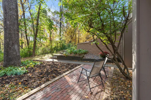 $185,000 | 1844 Zanzibar Lane North, Plymouth, MN 55447