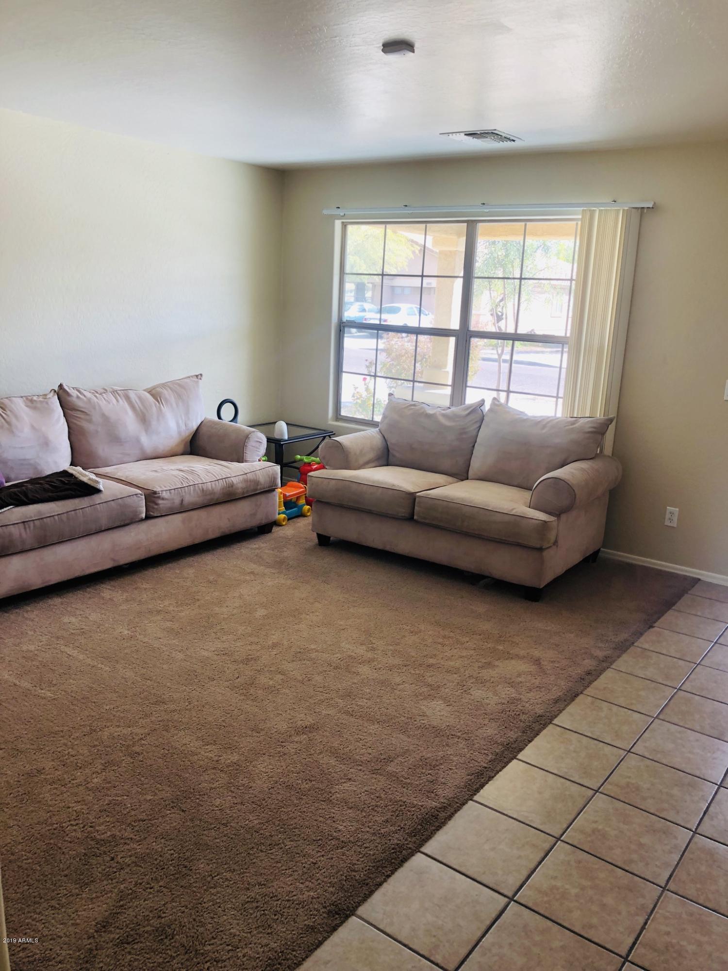 3218 West Alta Vista Road Phoenix, AZ 85041 - Photo 2 of 11 EFACDD71-F9B5-4F1B-9BDD-BCF3B6E7D8C2
