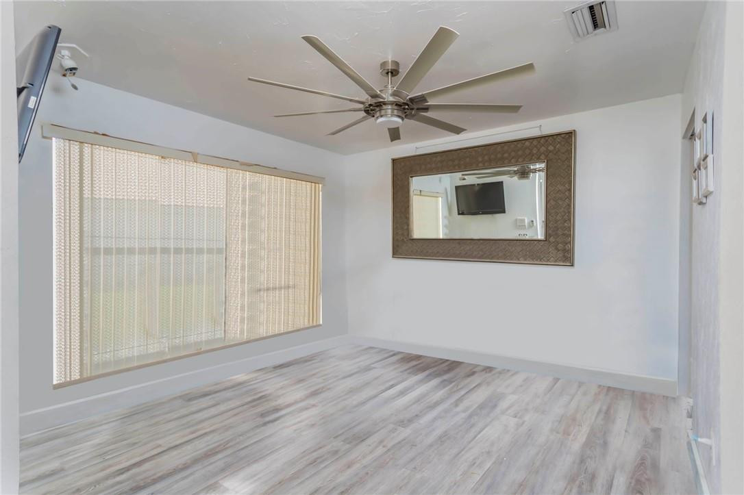 21465 Bridgeview Drive Boca Raton, FL 33428 - Photo 14 of 34 Photo 14