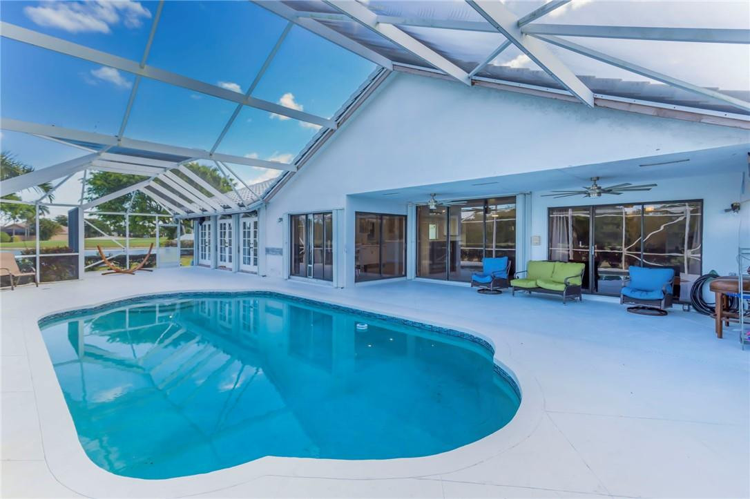 21465 Bridgeview Drive Boca Raton, FL 33428 - Photo 18 of 34 Photo 18