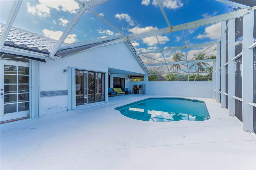 21465 Bridgeview Drive Boca Raton, FL 33428 - Photo 19 of 34 Photo 19