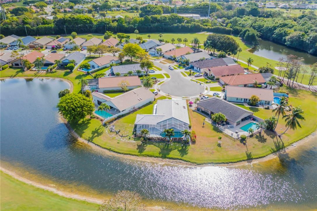 21465 Bridgeview Drive Boca Raton, FL 33428 - Photo 27 of 34 Photo 27