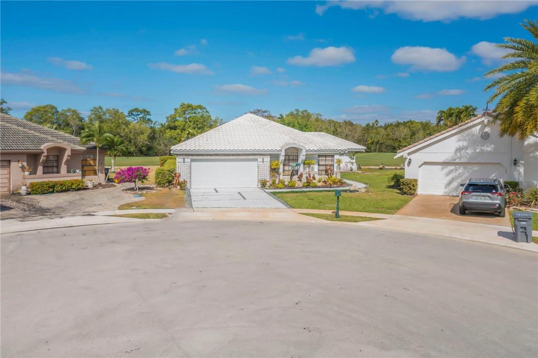 21465 Bridgeview Drive Boca Raton, FL 33428 - Photo 30 of 34 Photo 30