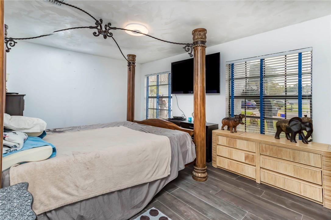 21465 Bridgeview Drive Boca Raton, FL 33428 - Photo 31 of 34 Photo 31