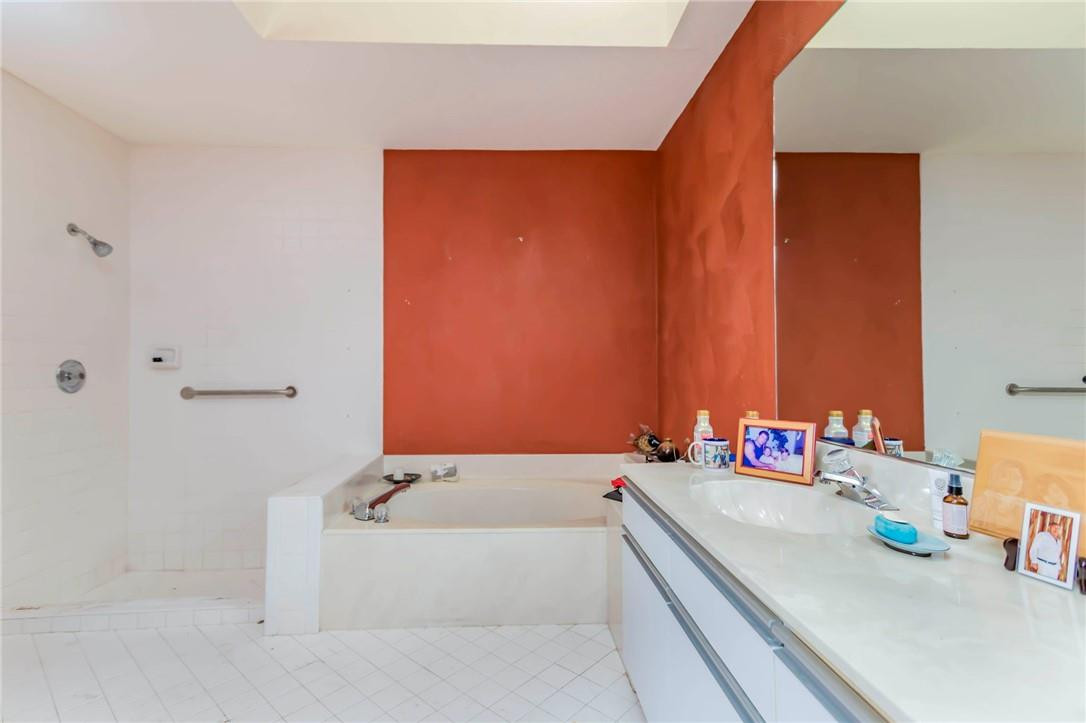 21465 Bridgeview Drive Boca Raton, FL 33428 - Photo 5 of 34 Photo 5