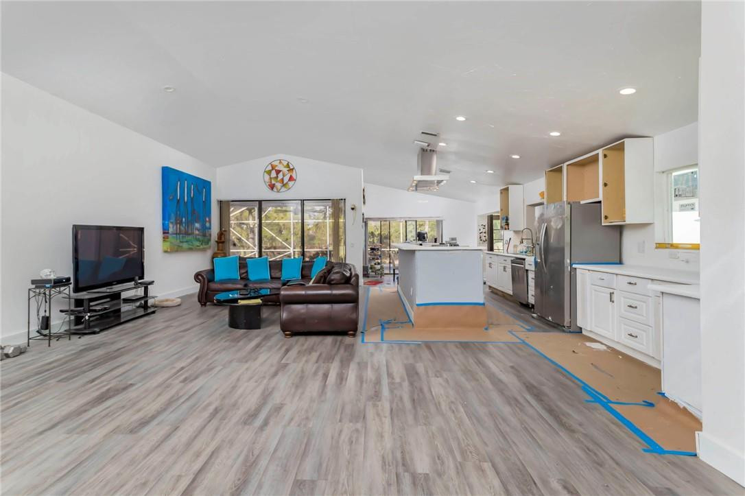 21465 Bridgeview Drive Boca Raton, FL 33428 - Photo 8 of 34 Photo 8