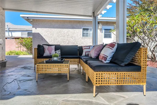 $1,699,000 | 11014 Barman Avenue, Culver City, CA 90230