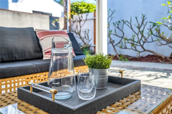 $1,699,000 | 11014 Barman Avenue, Culver City, CA 90230