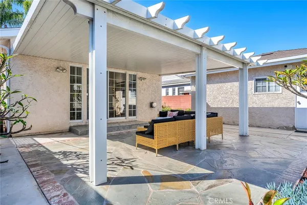 $1,699,000 | 11014 Barman Avenue, Culver City, CA 90230