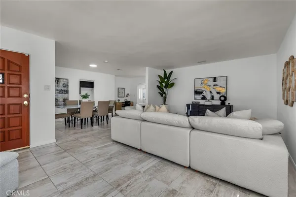 $1,699,000 | 11014 Barman Avenue, Culver City, CA 90230
