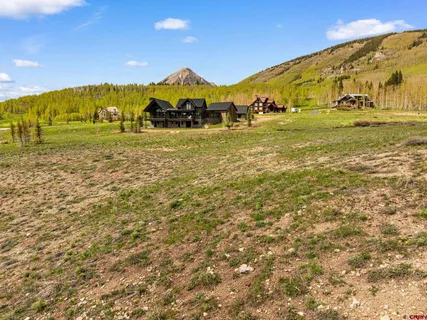 $450,000 | 286 Meadow Drive, Crested Butte, CO 81224
