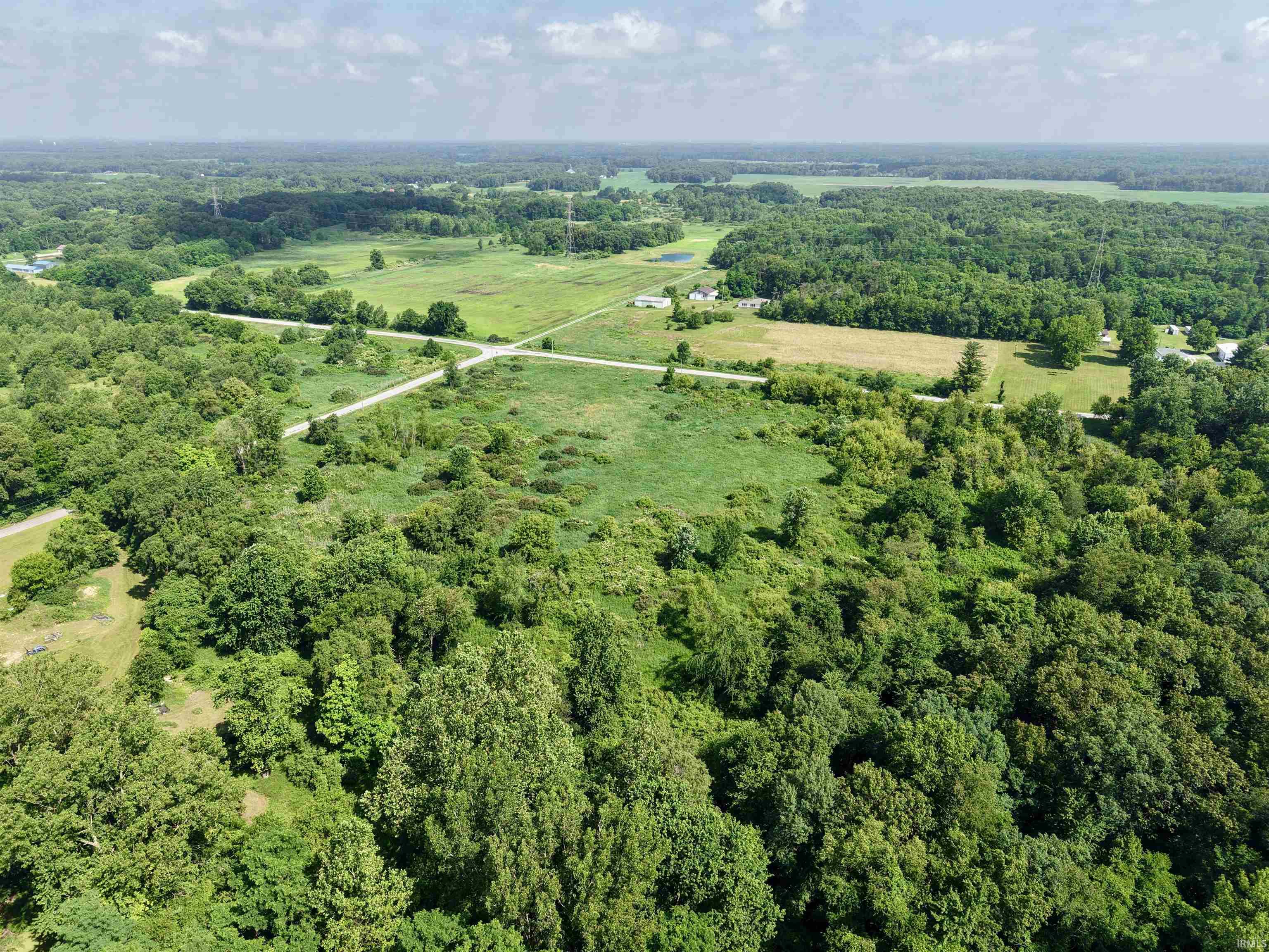 750 E SOUTH County Road Knox, IN 46534 - Photo 13 of 32