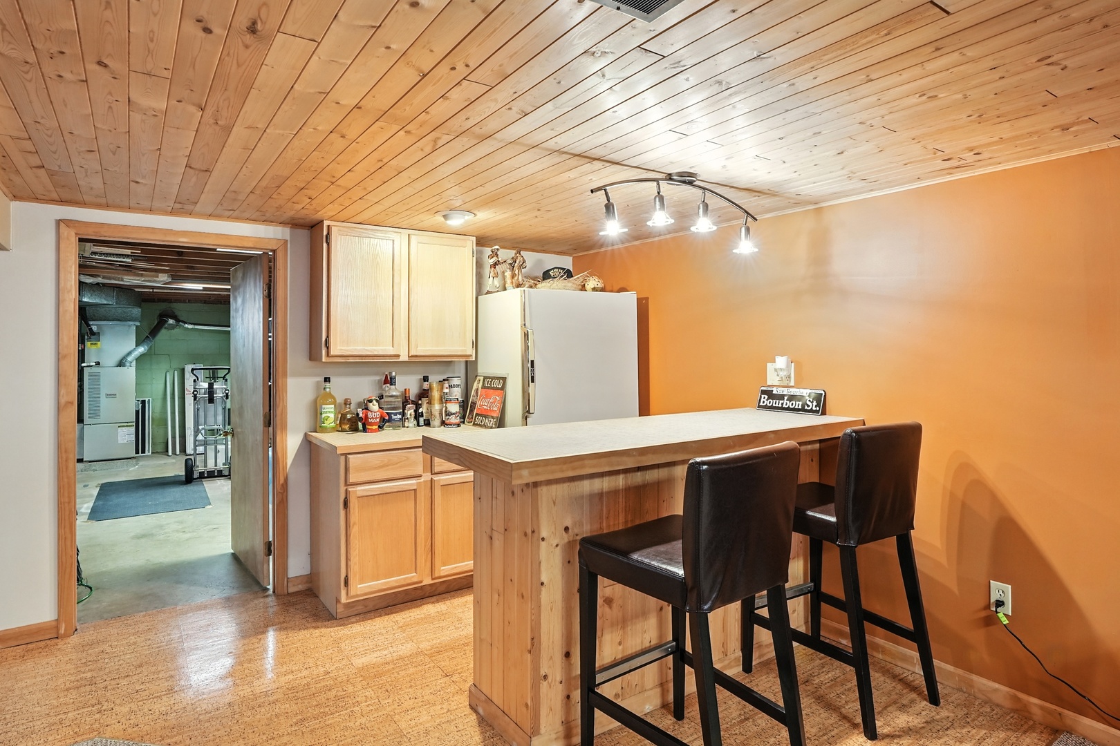 901 Ridgeway Avenue Munster, IN 46321 - Photo 23 of 32 Gallery Image 23
