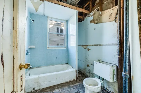 $859,000 | 28 Thornton Park, Winthrop, MA 02152