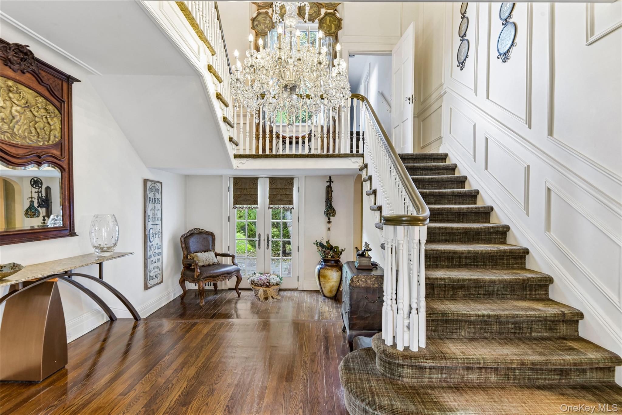 1325 Harbor Road Hewlett, NY 11557 - Photo 4 of 42 Gallery Image 4